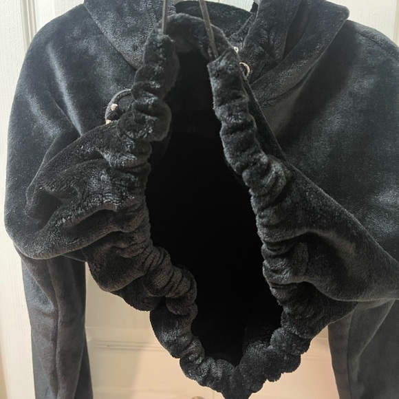 Crop hoodie - Picture 2 of 4